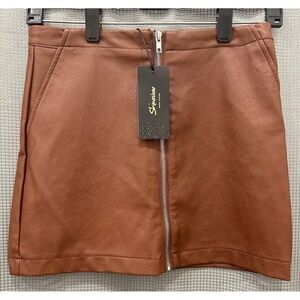 NWT vegan Leather Zipper Detail Shinestar Mini Skirt Womens Small Brown tan sexy